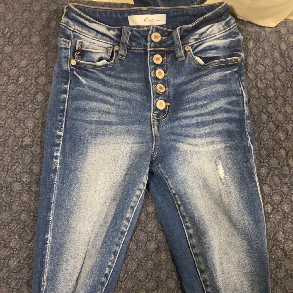 Dark wash kan can jeans